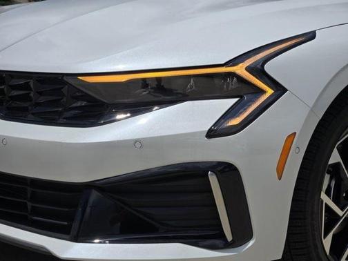 2025 Kia K5 EX