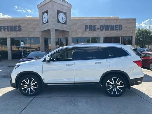 2019 Honda Pilot Touring 8-Passenger