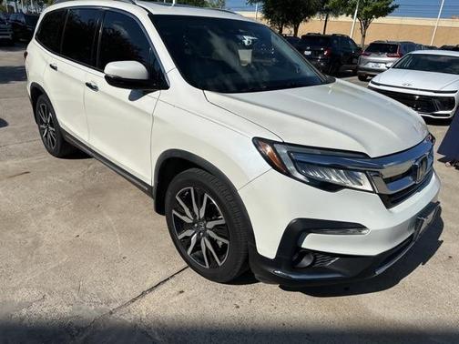 2019 Honda Pilot Touring 8-Passenger