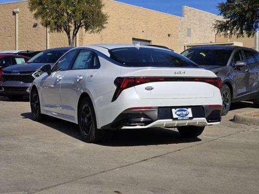 2025 Kia K5 LXS