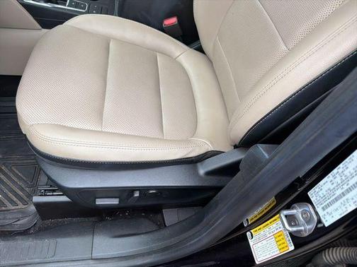 Agate Black Metallic 2021 Ford Escape SEL