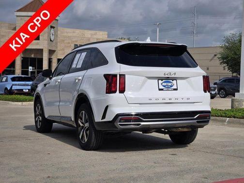 Glacial White Pearl 2022 Kia Sorento EX