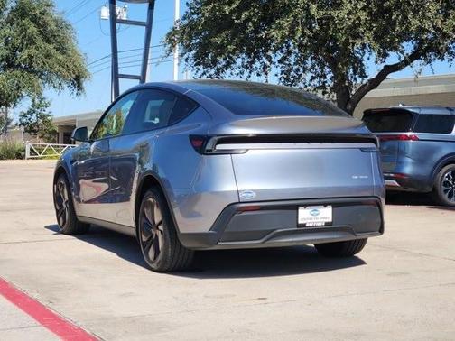 2026 Tesla Model Y Long Range