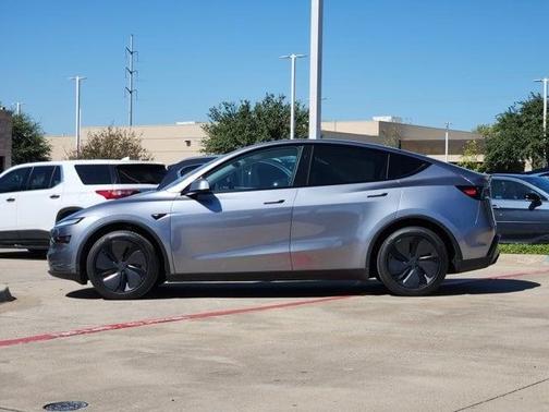 2026 Tesla Model Y Long Range