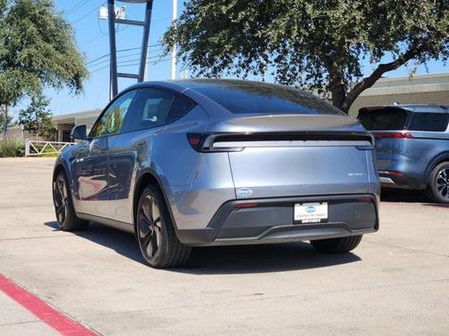 2026 Tesla Model Y Long Range