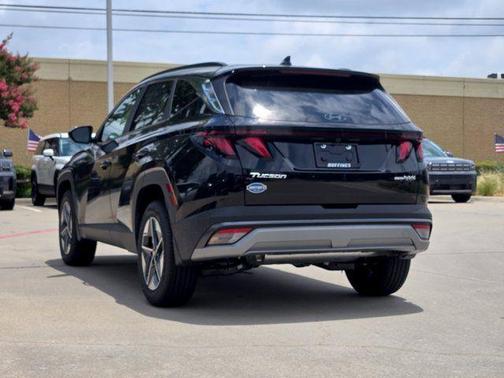 Ash 2026 Hyundai TUCSON Hybrid SEL