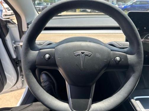2022 Tesla Model 3 Base
