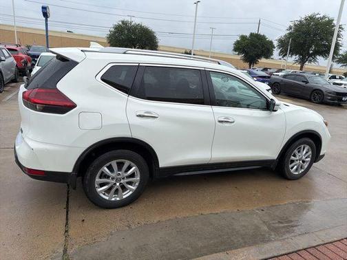 Glacier White 2019 Nissan Rogue S