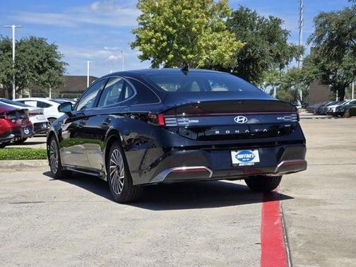 2025 Hyundai SONATA Hybrid Limited