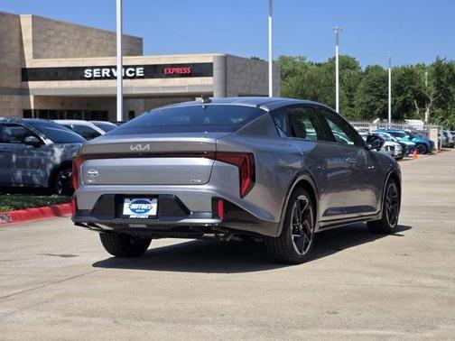 2025 Kia K4 GT-Line