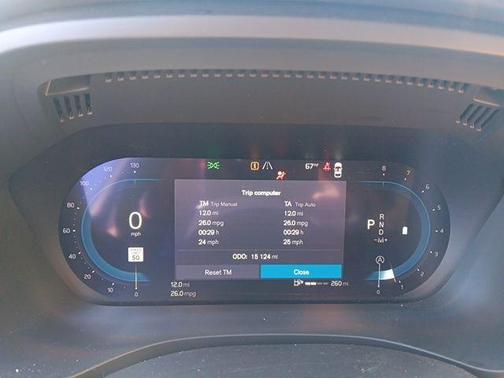 2024 Volvo XC60 B5 Ultimate Dark Theme