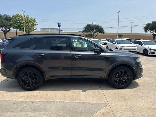 Gravity Gray 2023 Kia Sorento SX