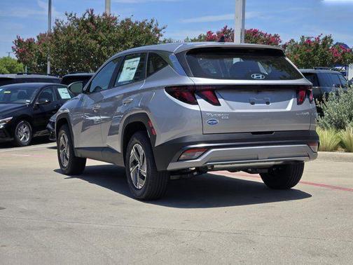 Shimmering Silver 2026 Hyundai TUCSON Hybrid Blue SE
