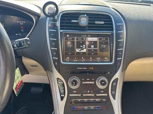 2019 Lincoln Nautilus Reserve