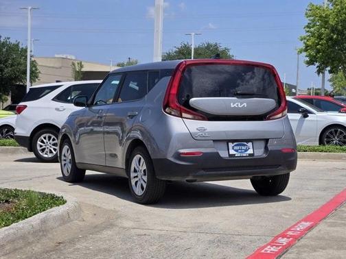 2022 Kia Soul LX