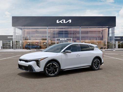 White Pearl 2026 Kia K4 GT-LINE