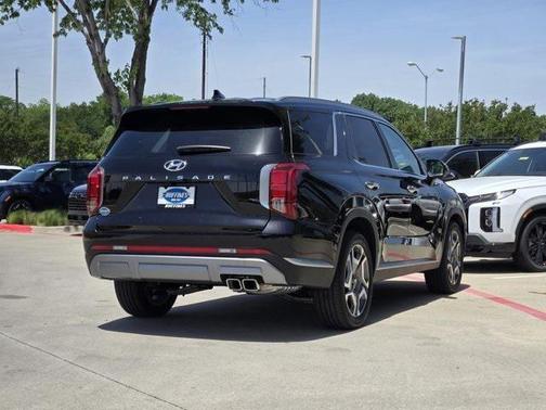 2025 Hyundai PALISADE SEL Premium