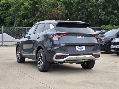 2025 Kia Sportage Hybrid EX