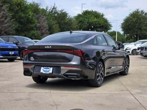 2025 Kia K5 EX