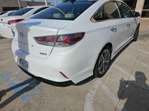 2019 Hyundai SONATA Hybrid Limited