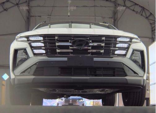 White Pearl 2025 Hyundai TUCSON Hybrid Limited