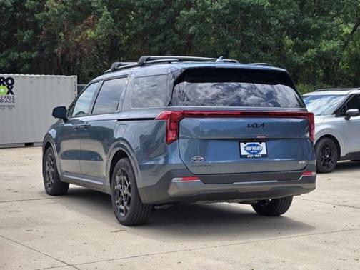 2025 Kia Carnival Hybrid SX