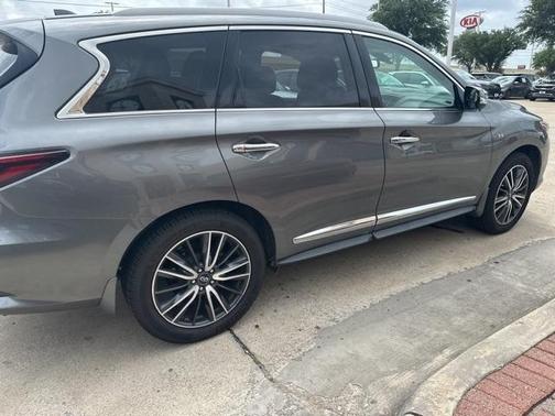 2018 INFINITI QX60 Base