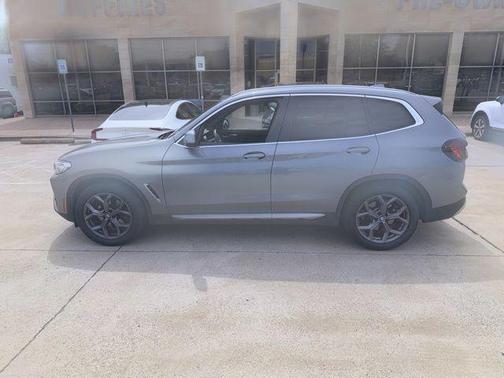 Skyscraper Gray Metallic 2024 BMW X3 xDrive30i
