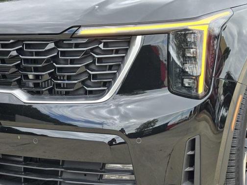 2025 Kia Sorento Hybrid EX
