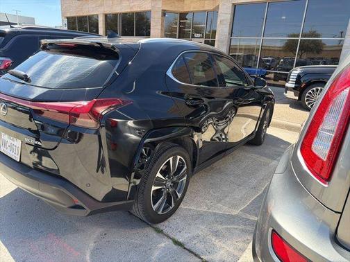 Obsidian Black 2023 Lexus UX 250h Premium