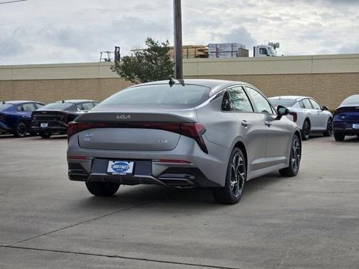 2025 Kia K5 GT-Line