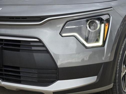 2025 Kia Niro EX