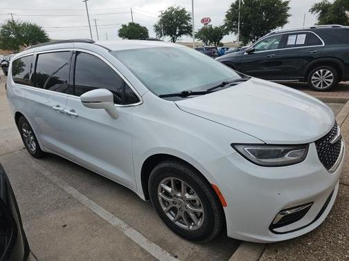 2021 Chrysler Pacifica Touring