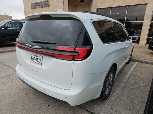 2021 Chrysler Pacifica Touring
