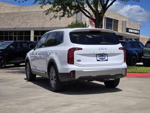 2025 Kia Telluride LX