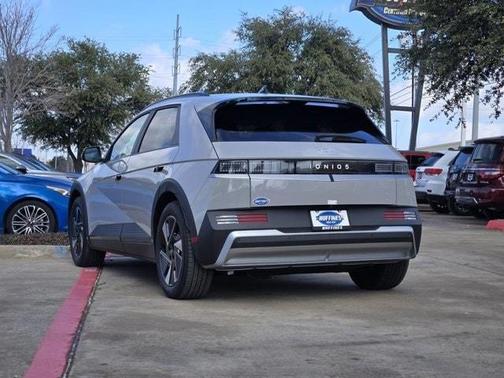 2025 Hyundai IONIQ 5 SEL