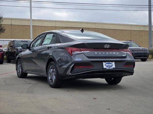 2026 Hyundai ELANTRA HEV Blue