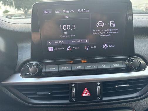 Aurora Black 2022 Kia Forte FE
