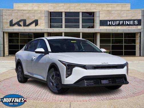 2025 Kia K4 LX