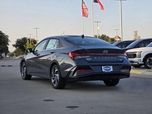 2025 Hyundai ELANTRA HEV Limited
