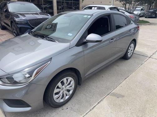 Gray 2022 Hyundai Accent SE