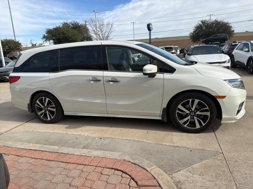 2018 Honda Odyssey Elite