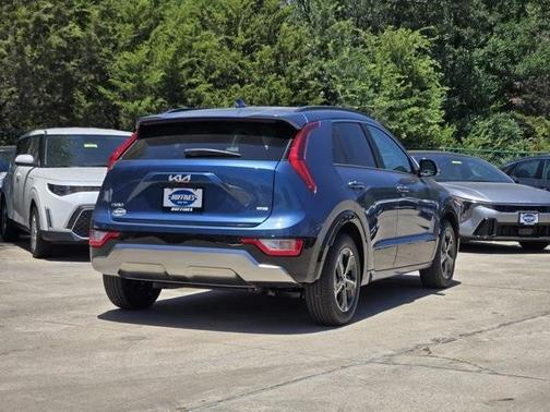 2025 Kia Niro SX
