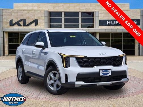 2025 Kia Sorento LX