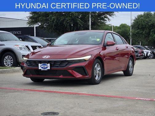 Red 2025 Hyundai ELANTRA SE