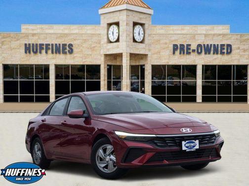 Red 2025 Hyundai ELANTRA SE