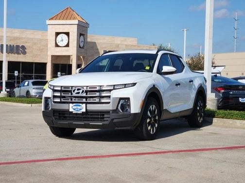 2025 Hyundai SANTA CRUZ SEL Activity