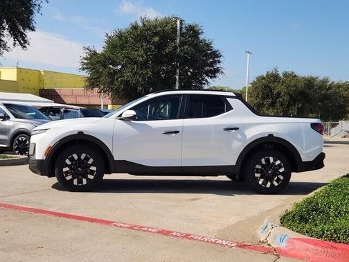 2025 Hyundai SANTA CRUZ SEL Activity