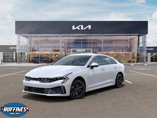 Snow White Pearl 2026 Kia K5 LXS