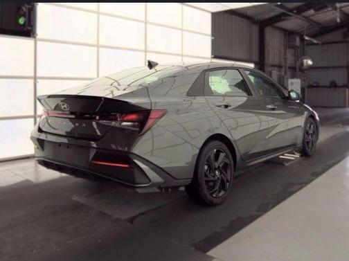 Amazon Gray 2026 Hyundai ELANTRA SEL Sport